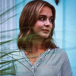 Meet your Posher, Abbey